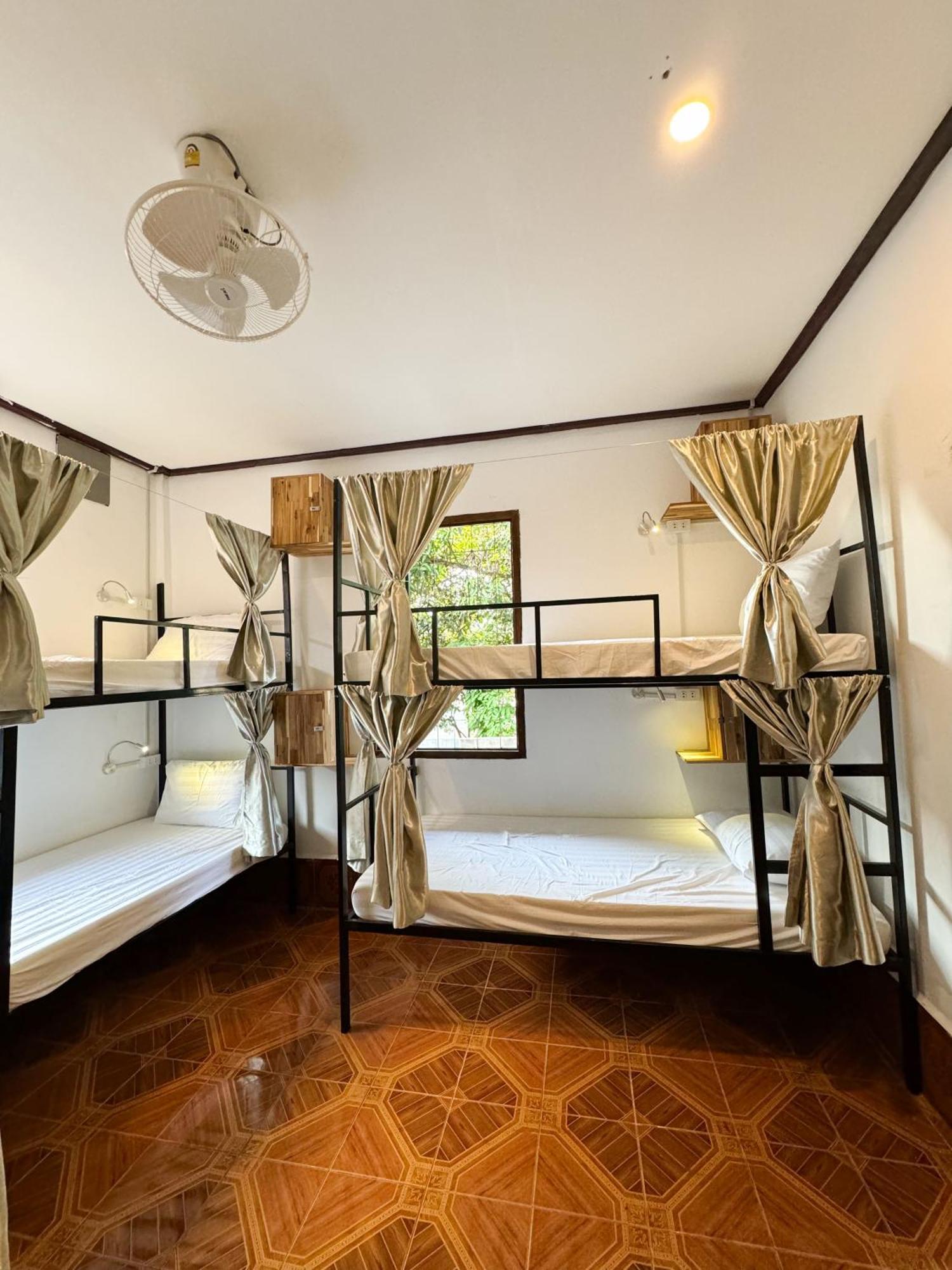 Sabai Sabai Backpackers Hostel Luang Prabang Exterior foto