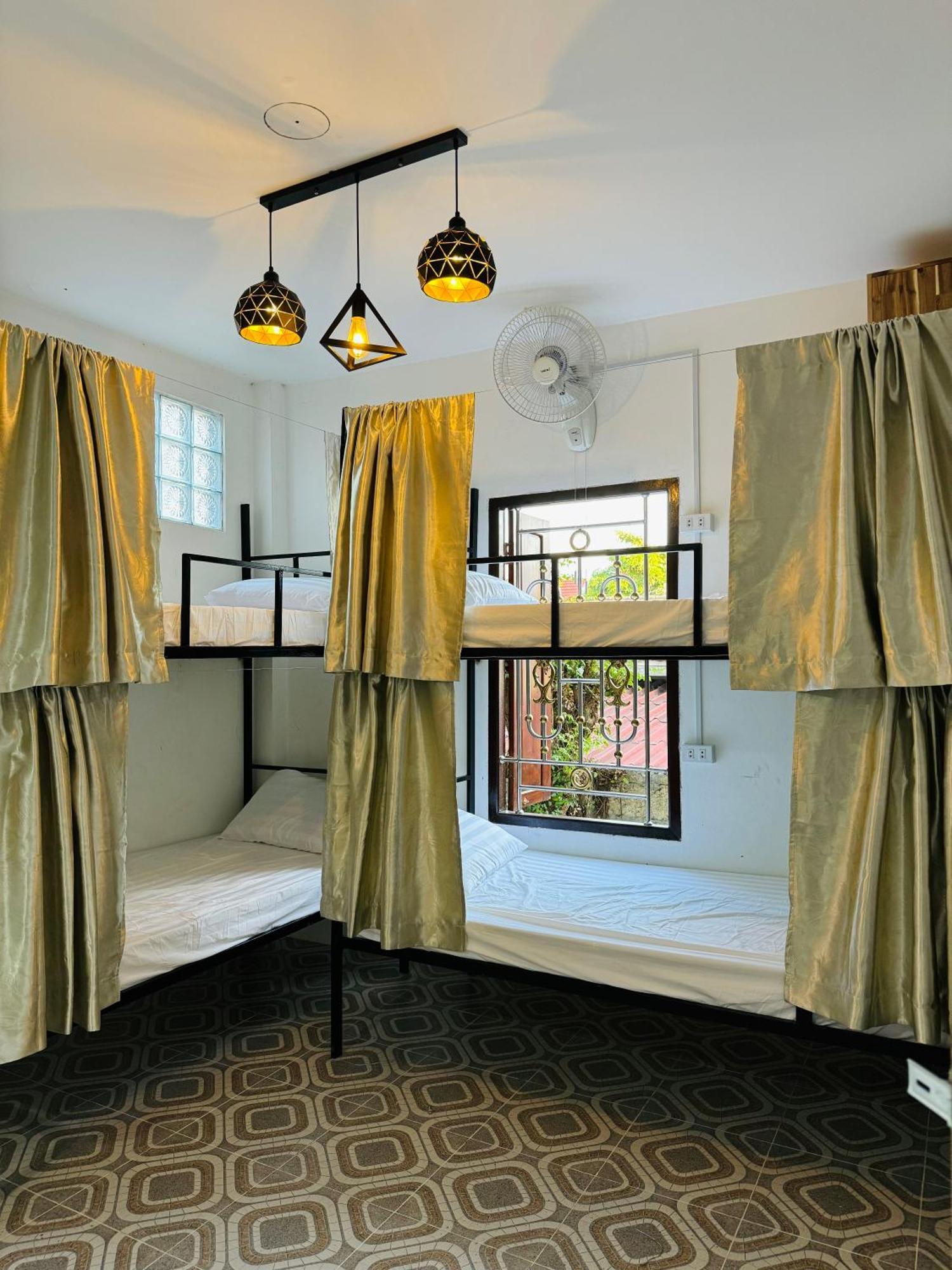 Sabai Sabai Backpackers Hostel Luang Prabang Exterior foto